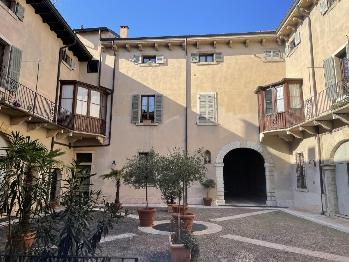 Antiche Colonne Suite Verona Exterior foto