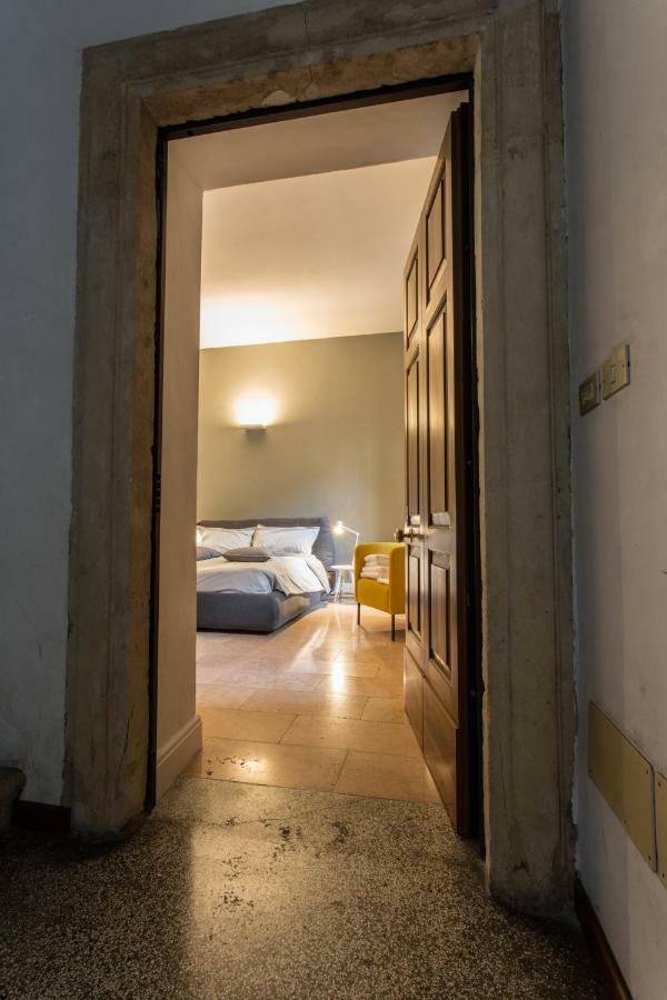 Antiche Colonne Suite Verona Exterior foto